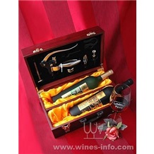 紅酒包裝盒、紅酒木盒包裝、松木酒盒（上海飛展紅酒盒2011年款）