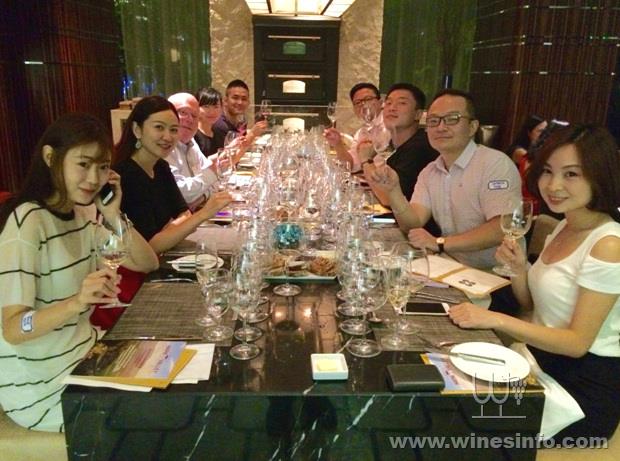 E:\新闻图片\output\TNV2016Shanghai-Dinner01.jpg