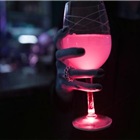 LED发光的葡萄美酒夜光杯