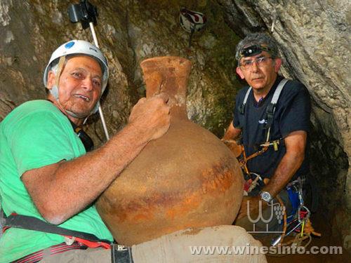 image_6169-Israel-Wine-Jars.jpg