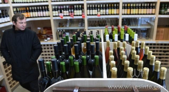 online-sale-wine-russia-817x404_c.jpg