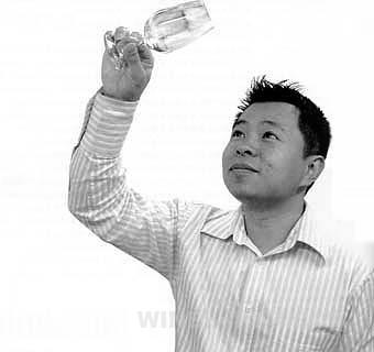 新闻 红樽坊主人simon Zhou 用心和真诚经营葡萄酒
